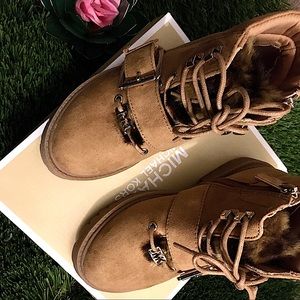 🔥MICHAEL KORS brown suede cheetah fur boots